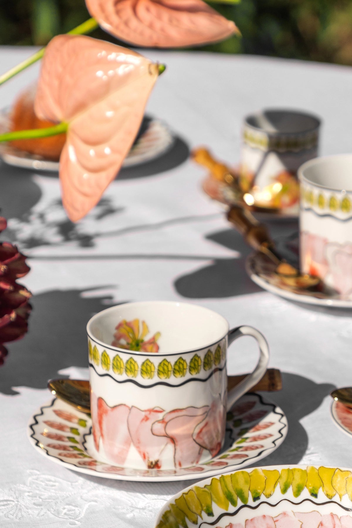 Tea Cup and Saucer Tropicos (set of 4)