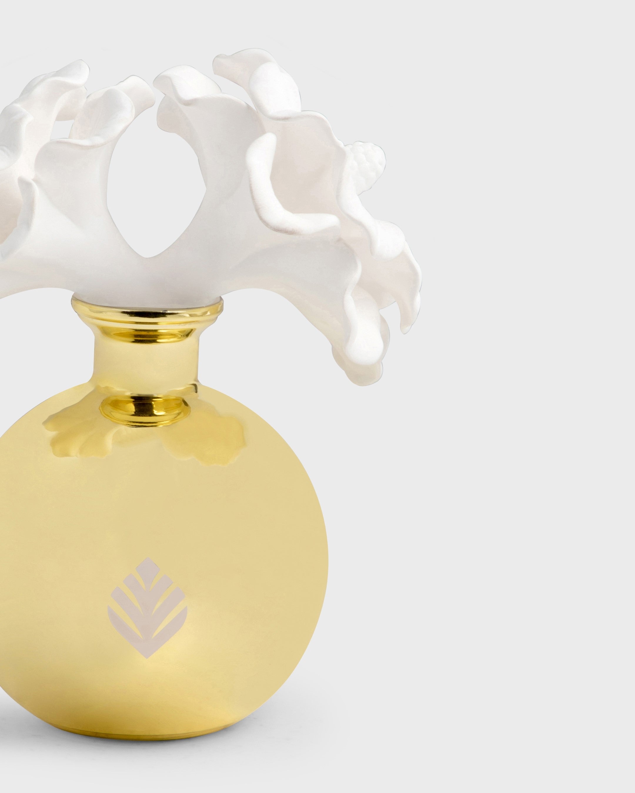 Porcelien Diffuser Diffuser Tania Bulhoes White