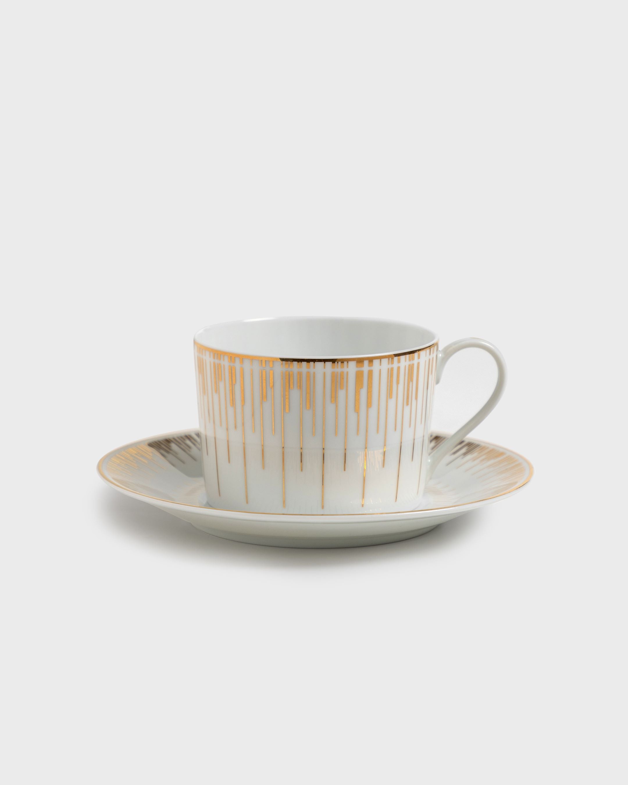 Tea Cup and Saucer Astro - Tania Bulhões