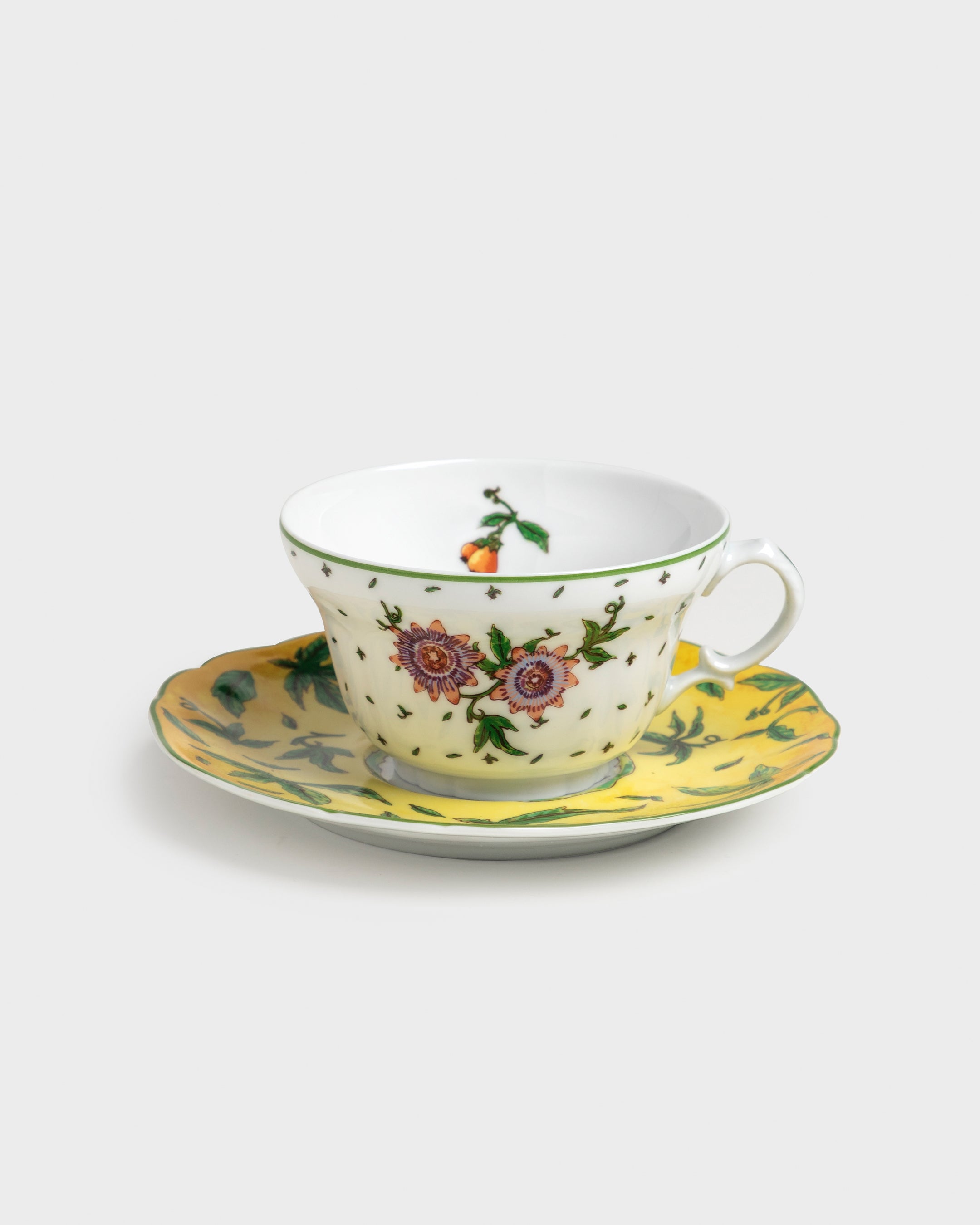 Tea Cup and Saucer Flor de Maracuja - Tania Bulhões